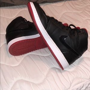 Air Jordan 1 Retro High BG
